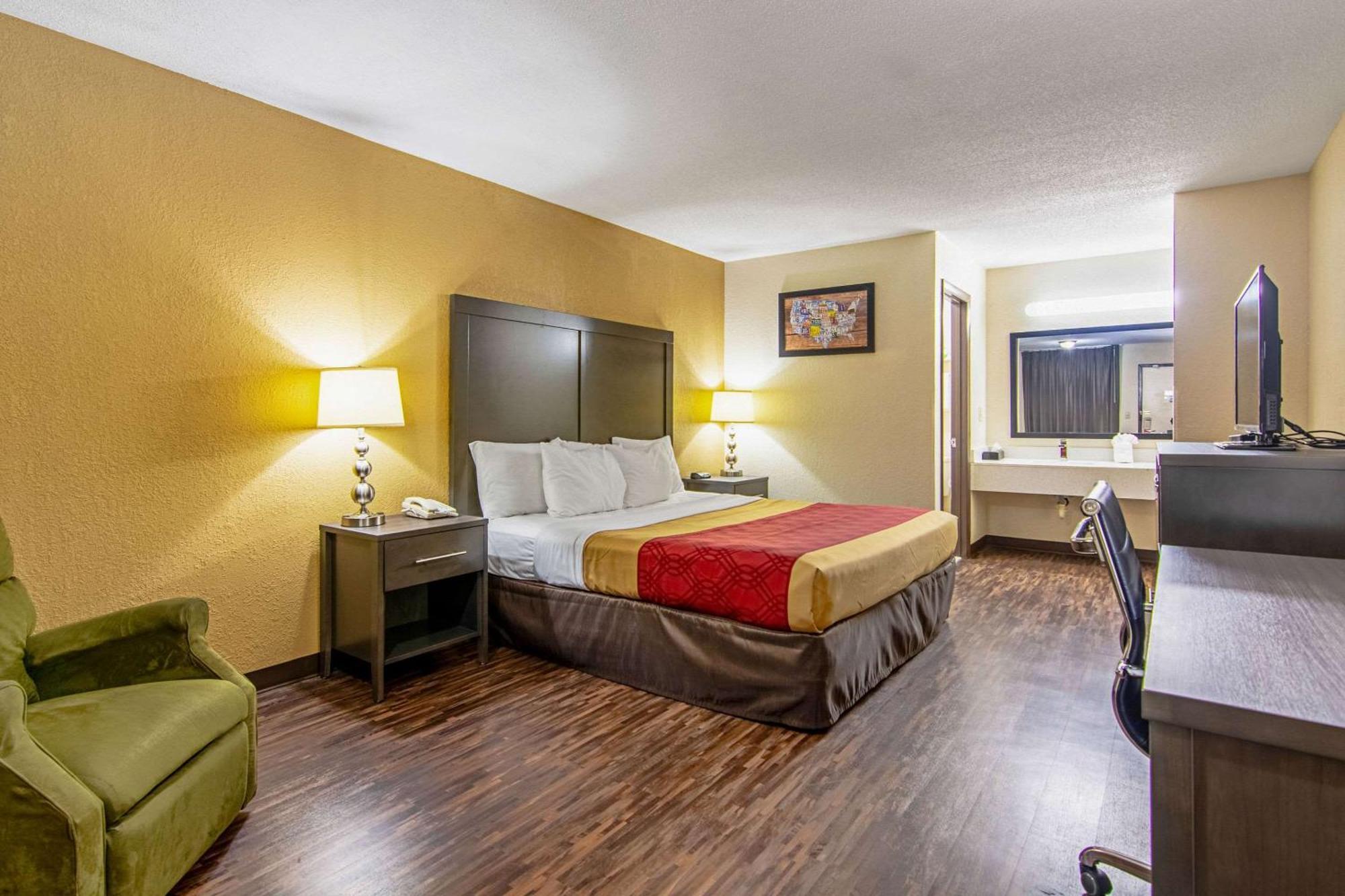 Econo Lodge Inn & Suites Matthews - Charlotte Eksteriør billede