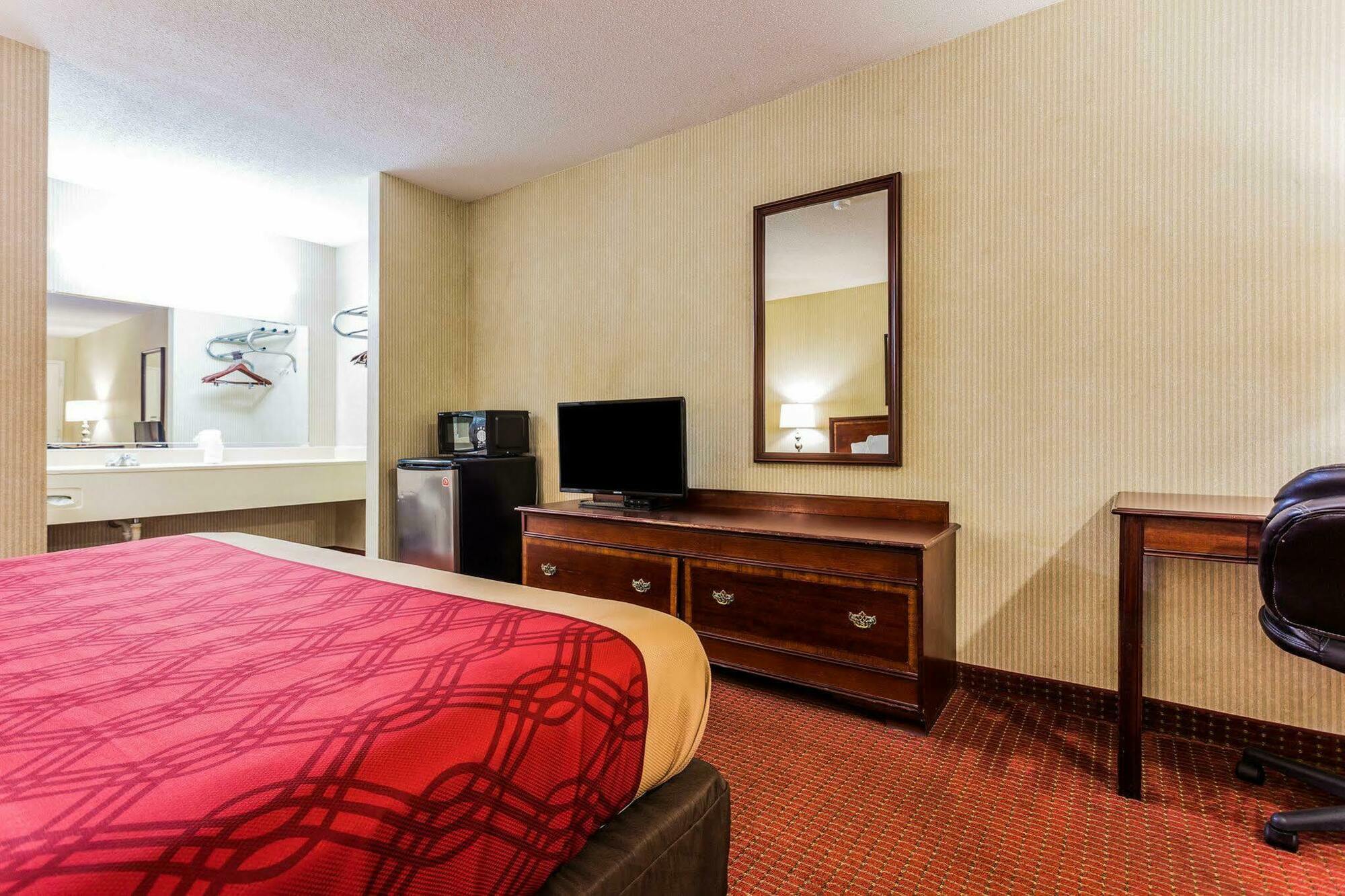 Econo Lodge Inn & Suites Matthews - Charlotte Eksteriør billede